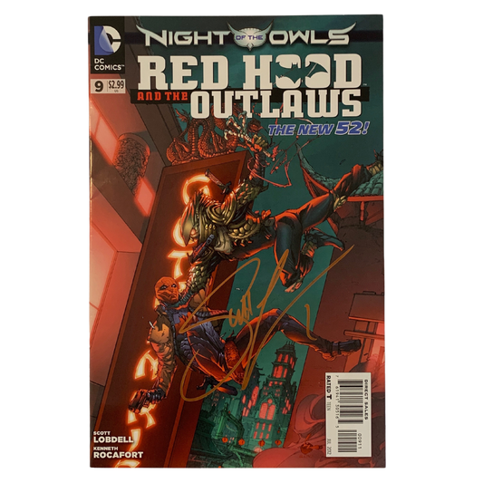 SIGNED : RED HOOD AND THE OUTLAWS - NEW 52 #9